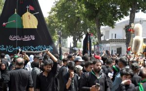 Muharram 9 Processions Taken Out In Lahore Karachi Under Tight Security