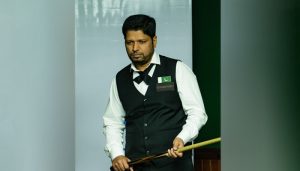 Pakistans Shahid Aftab Defeat Indian Cueist To Advance In World Snooker Championship