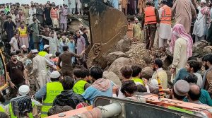 15 Dead In D I Khan Ajk As Monsoon Rains Fury Continues In Pakistan