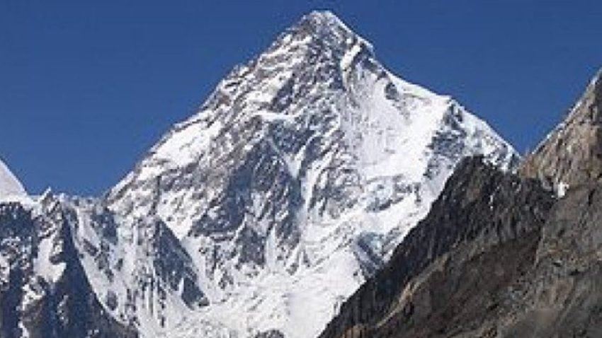 Chinese Mountaineer Dies On K2 After Rockfall