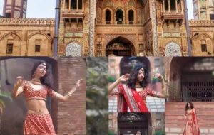 Fashion Model Photographer Face Fir For Bold Photoshoot At Wazir Khan Mosque