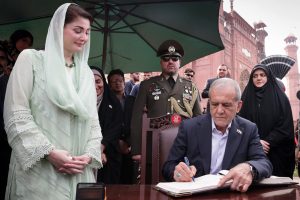 Iranian President Pezeshkian Honors Allama Iqbal With Cm Maryam At Lahore Mausoleum