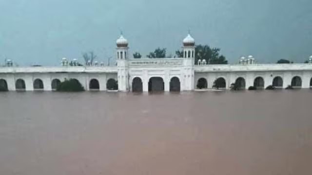 Kartarpu Flooded