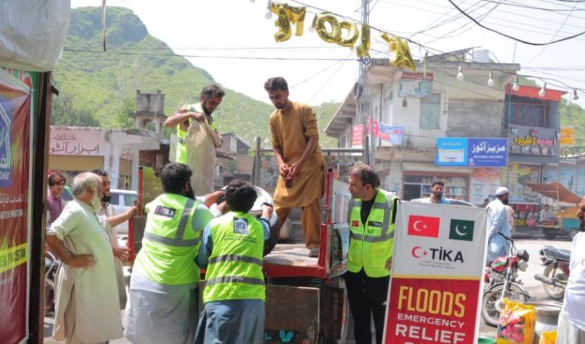 Tikas Food Drive Supports Pakistani Families Struggling Amid Deadly Floods