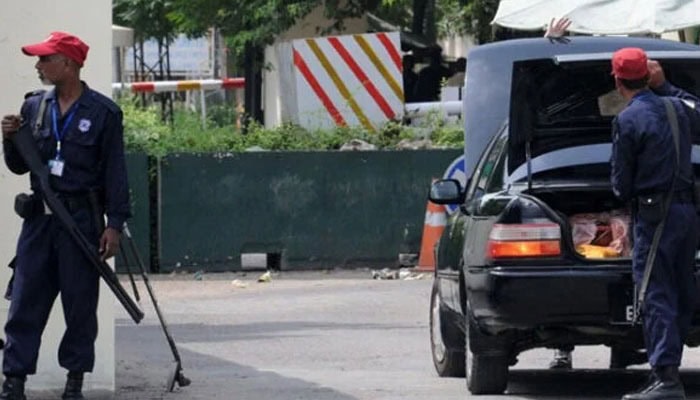 US officials’ visits to high-end hotels in Karachi limited amid threats