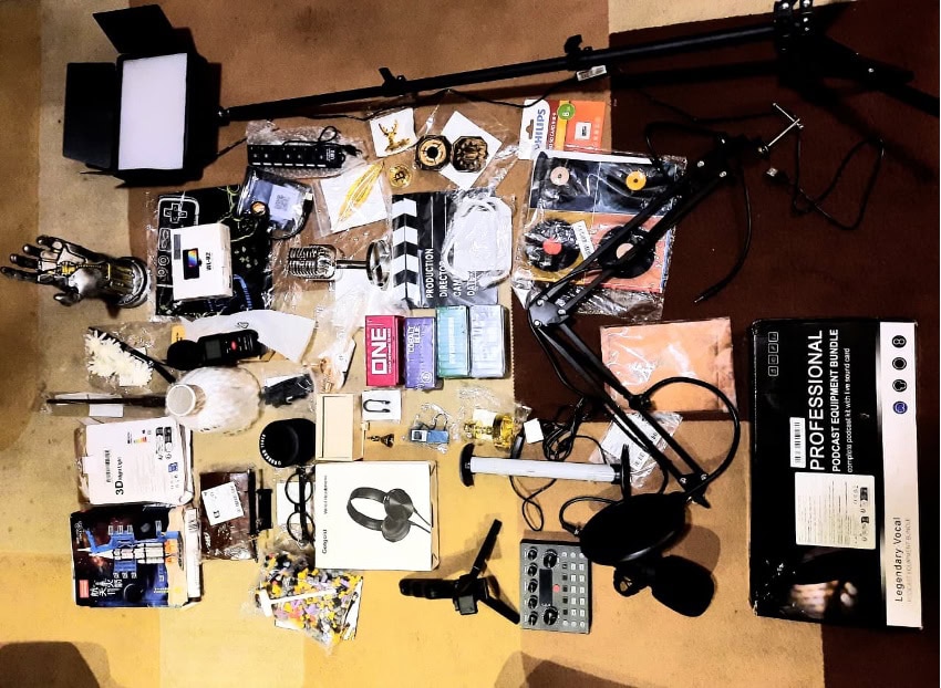 A Karachi Podcaster Finds His Voice At Home With Temu 