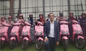 Bilawal Distributes Free Electric Scooters To Women In Sindh