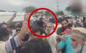 Journalists Thrashed During Aleema Khans Media Talk Outside Adiala Jail