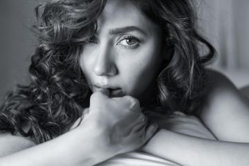 Mahira Khans New Sizzling Photoshoot Breaks The Internet