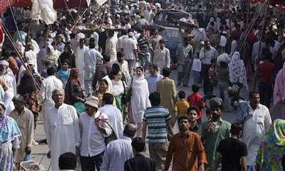One In Four Pakistanis Believe Country Is On Right Track Ipsos Survey Shows