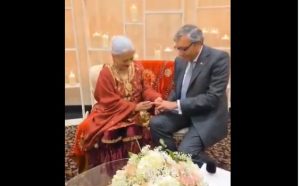 Aga Khan University Hospitals76 Year Old Professor Ties The Knot