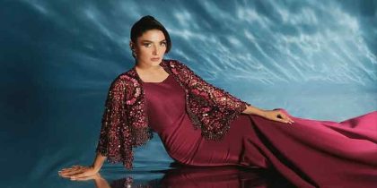 Ayeza Khan Raises The Temperature With Glamorous New Shoot