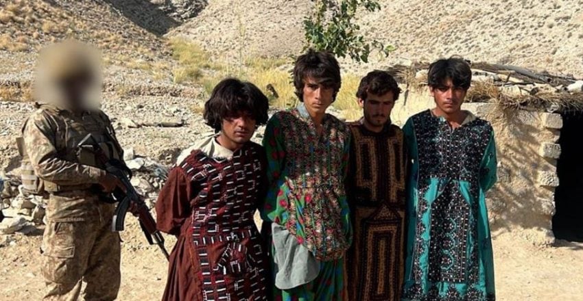 Four Fitna Al Hindustan Militants Held While Trying To Flee In Women Disguise