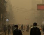 Lahore Aqi Update Citizens Urged To Stay Indoors As Air Pollution Peaks