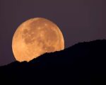 Pakistan Dazzled By First Supermoon Of 2025 Lighting Up Night Skies Nationwide