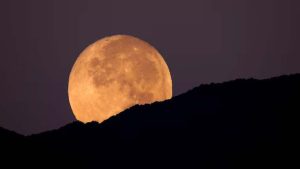 Pakistan Dazzled By First Supermoon Of 2025 Lighting Up Night Skies Nationwide