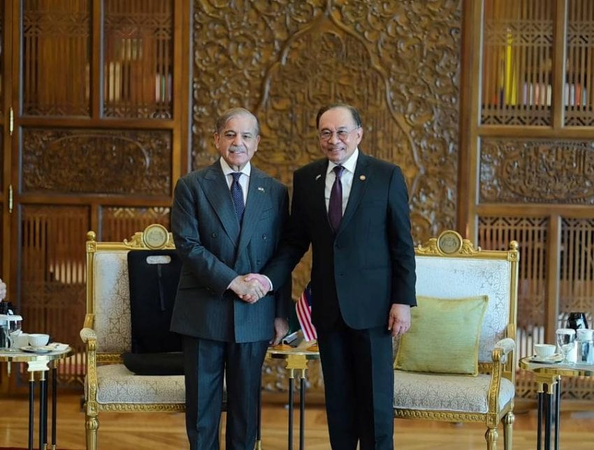 Pakistani Pm Shehbaz Sharif Conferred Honorary Ph D Degree In Malaysia 