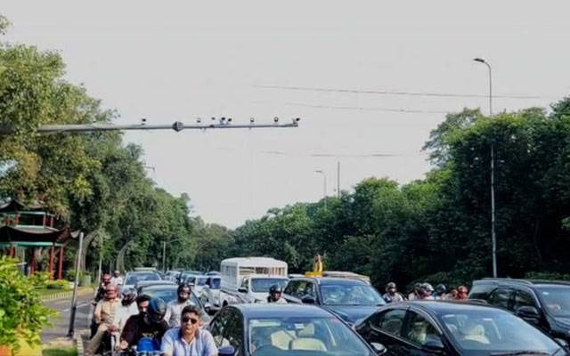 Traffic Police Reduce Threshold For Blacklisting Vehicles Over Unpaid E Challans