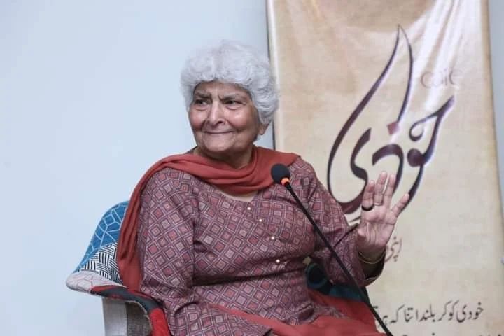 Arfa Zehra Beloved Pakistani Educationist Rights Activist Breathes Her Last 