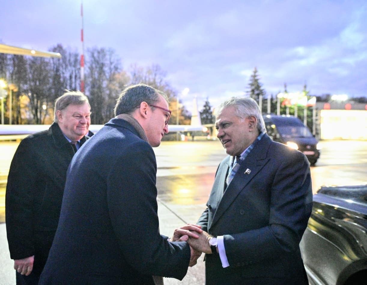 Deputy PM Dar set for high-level talks after Russian Diplomatic sprint