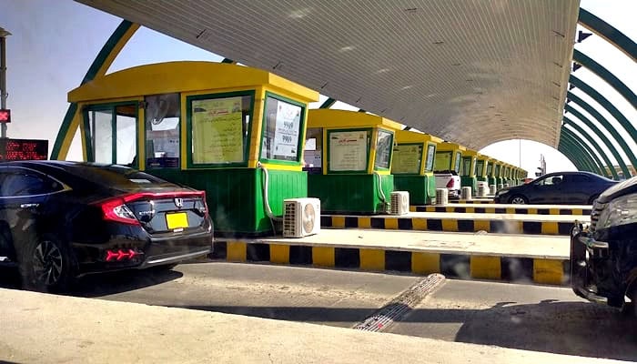 Karachi Traffic Alert Hassan Square Toll Plaza Closed Amid Roadwork