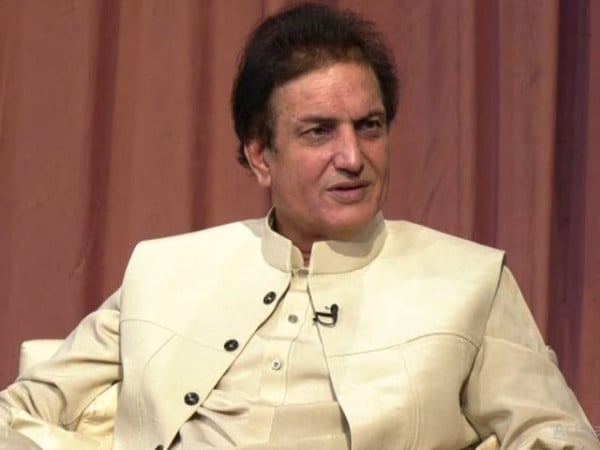 Khalilur Rehman Qamar Threatened With Ransom Over Obscene Video