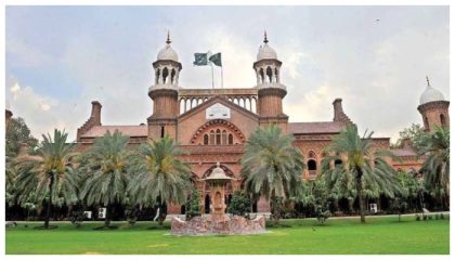 Lhc Fines Man Rs50000 After Woman Retracts Statement In Love Marriage Case