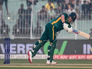 South Africa Set 264 Run Target For Pakistan To Win First Odi