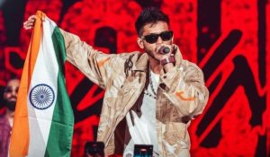 Talha Anjum Says Sorry To Angry Pakistanis After Waving Indian Flag