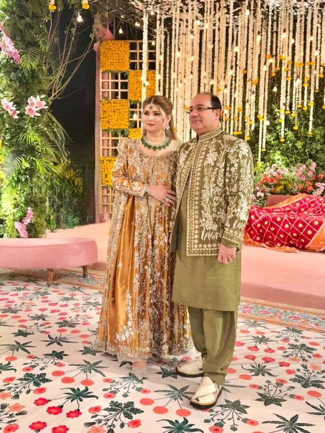 Rahat Fateh Ali Khans Heartfelt Performance Steals Show At Daughters Mayon 