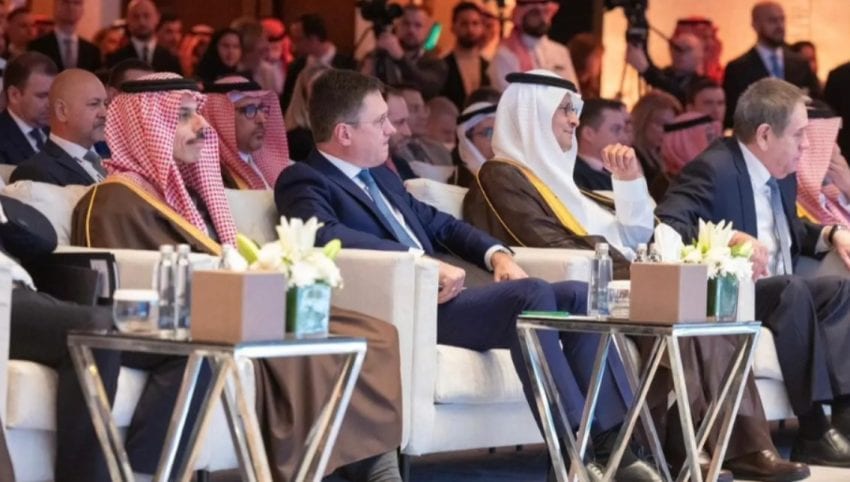 Saudi Arabia Russia Sign 90 Day Mutual Visa Exemption Agreement