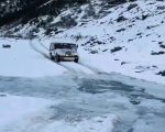 Azma Bokhari Urges Tourists To Avoid Murree As Heavy Snowfall Overwhelms Hotels Roads
