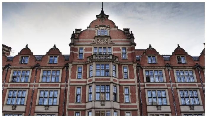 British-Pakistani student sues London School of Economics over grading dispute