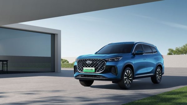 Chery Tiggo 8 Pakistans First 7 Seater Plug In Hybrid Suv Is Here See Prices