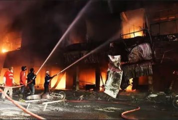 Fire Erupts At Karachi Ports Kict 20 Containers Affected