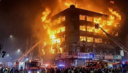 Karachi Gul Plaza Fire Doused After 36 Hours 54 Still Missing As Rescuers Race Against Time