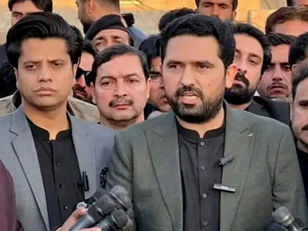 Kp Cm Sohail Afridi Announces Night Long Sit In Over Imran Khans Health Concerns