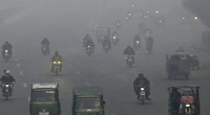 Lahore Weather Update Punjab Capital Shivers As Temperature Dips To 5c