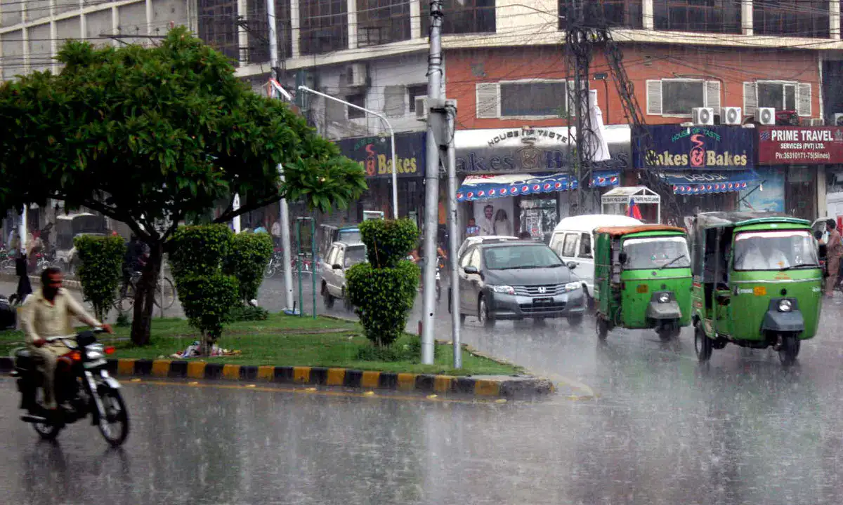 Lahore Weather Update: Showers expected in Punjab capital amid new cold wave