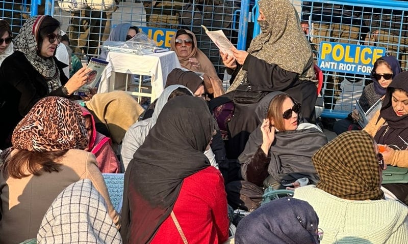 Pti Stages Sit In Near Adiala Jail As Imran Khans Family Denied Meeting