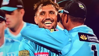Zaman Khans Ice Cool Final Over Seals Thrilling Win For Brisbane Heat