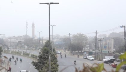 Lahore Weather Update Chill Deepens As Clouds Tighten Grip In Punjab Capital