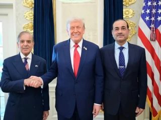 Trump Lauds Cdf Asim Munir Pm Shehbaz At Gaza Peace Of Board Meeting