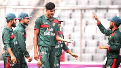 Bangladesh Beat Pakistan By 8 Wickets In First Odi