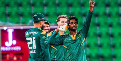 Debutant Momin Qamar Dazzles As Multan Sultans Hold Islamabad United To 171