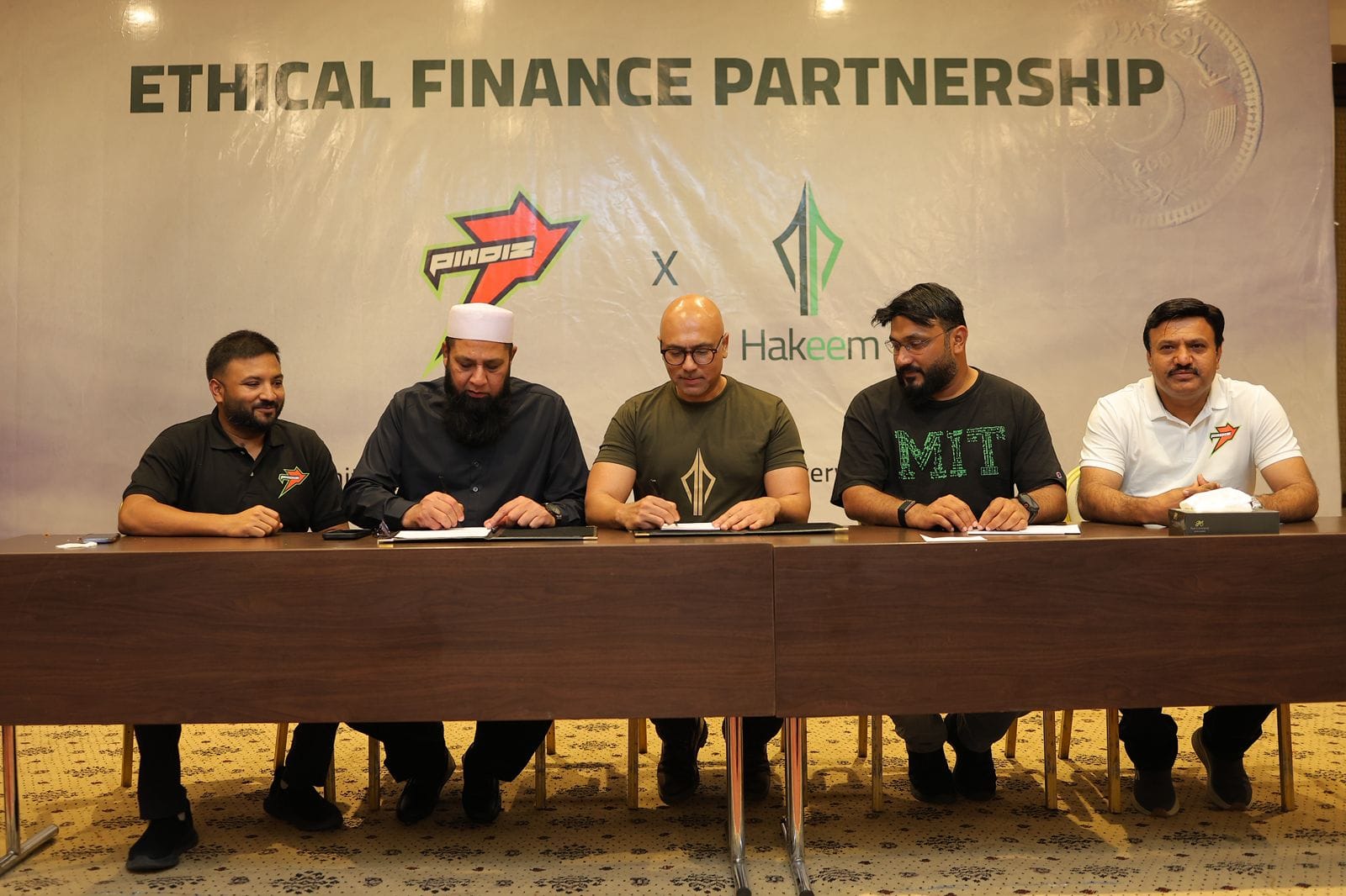 Hakeem Easy Finance joins RawalPindiz as ethical finance partner, empowering masses.