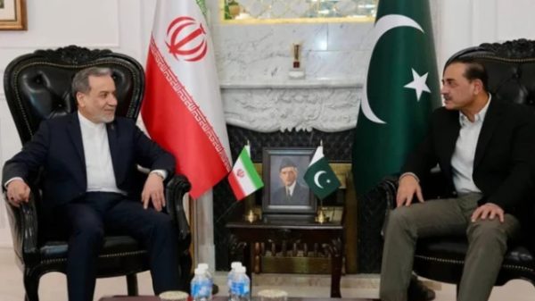 Iranian Fm Abbas Araghchi Holds Key Talks With Field Marshal Asim Munir