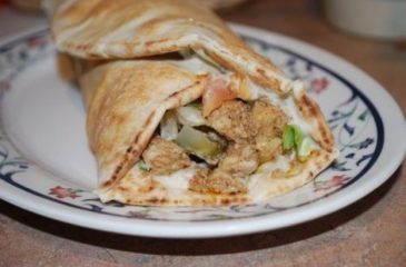 One Dead Two Hospitalized After Eating Alleged Poisoned Shawarma In Lahore