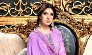 Saeeda Imtiaz Sparks Debate After Performing Hindu Aarti