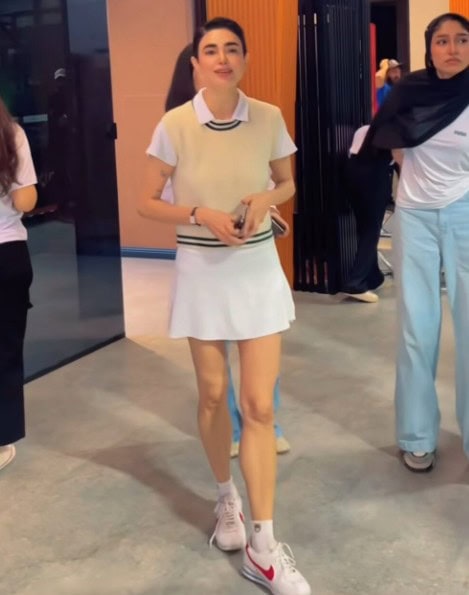 Saheefa Jabbars Mini Skirt Look At Phone Event Triggers Backlash 